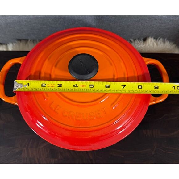 Le Crueset Signature Dutch Oven in Flame 4.5 Quart with Box - Picture 7 of 9